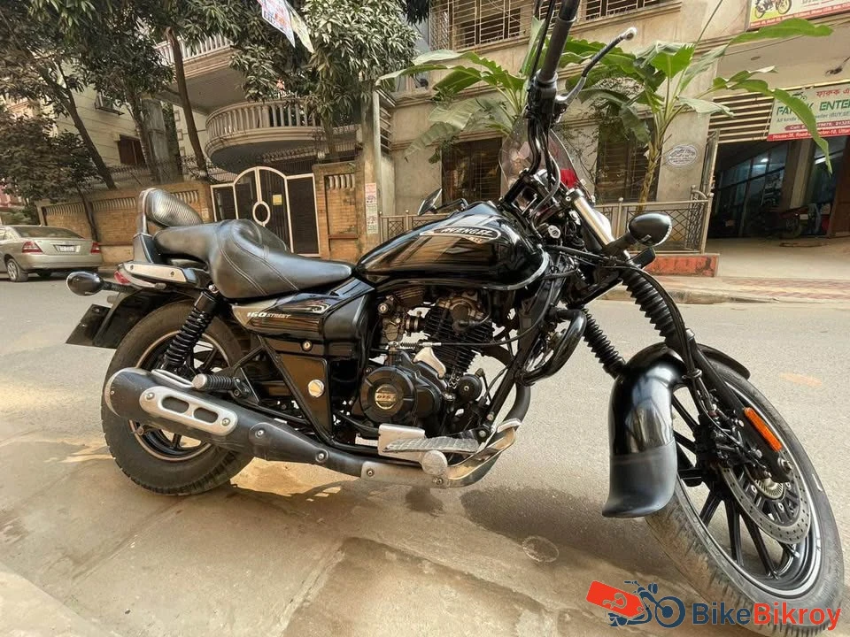 Bajaj Avenger ABS