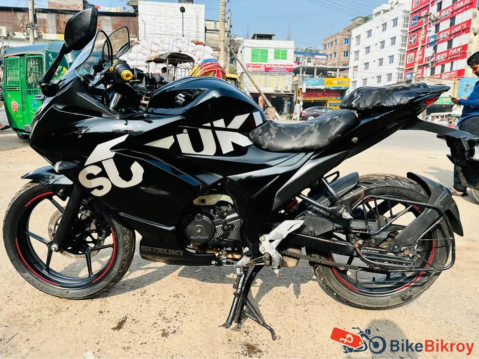Suzuki Gixxer SF Fi ABS