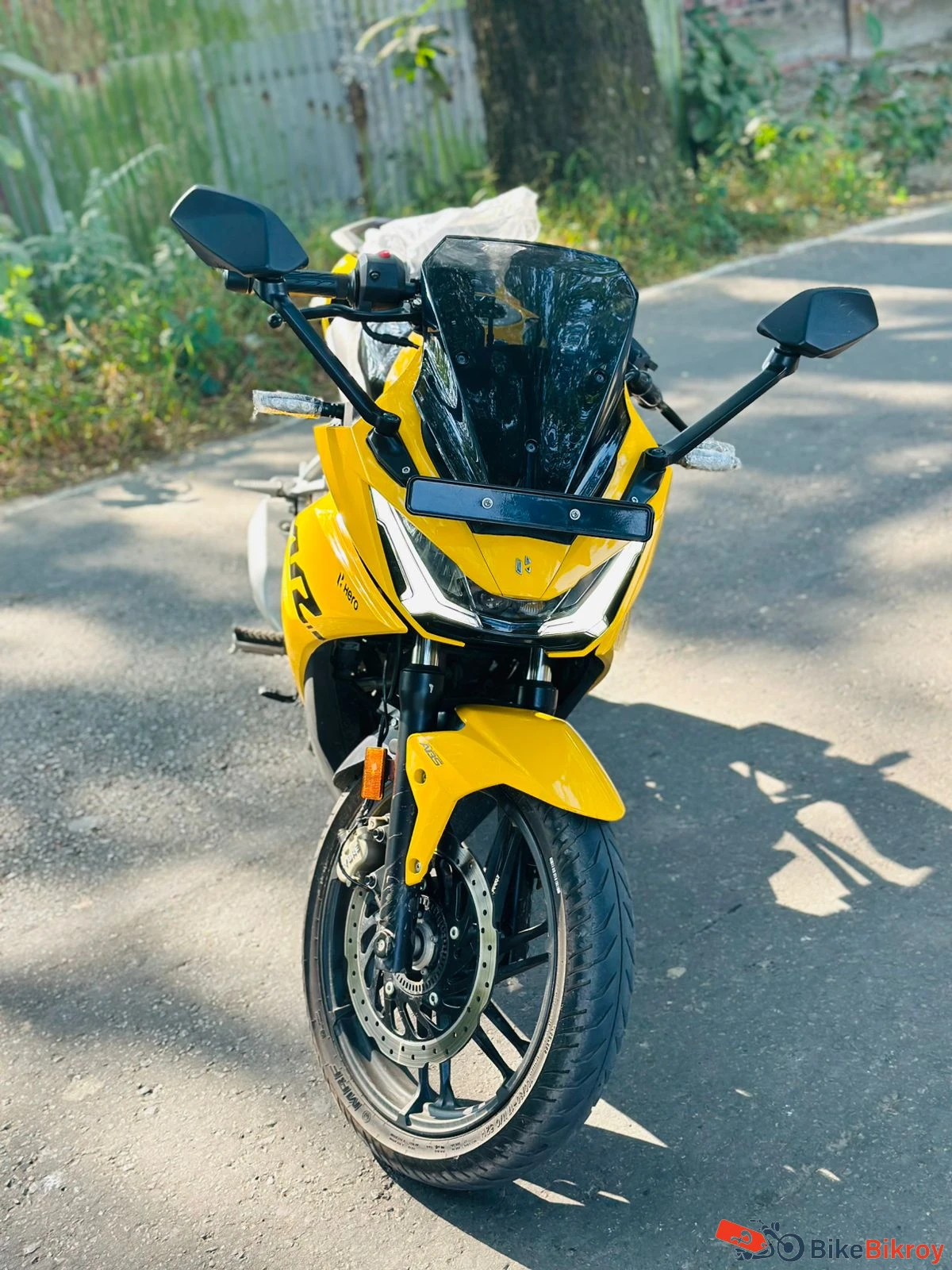 Hero Karizma XMR 210
