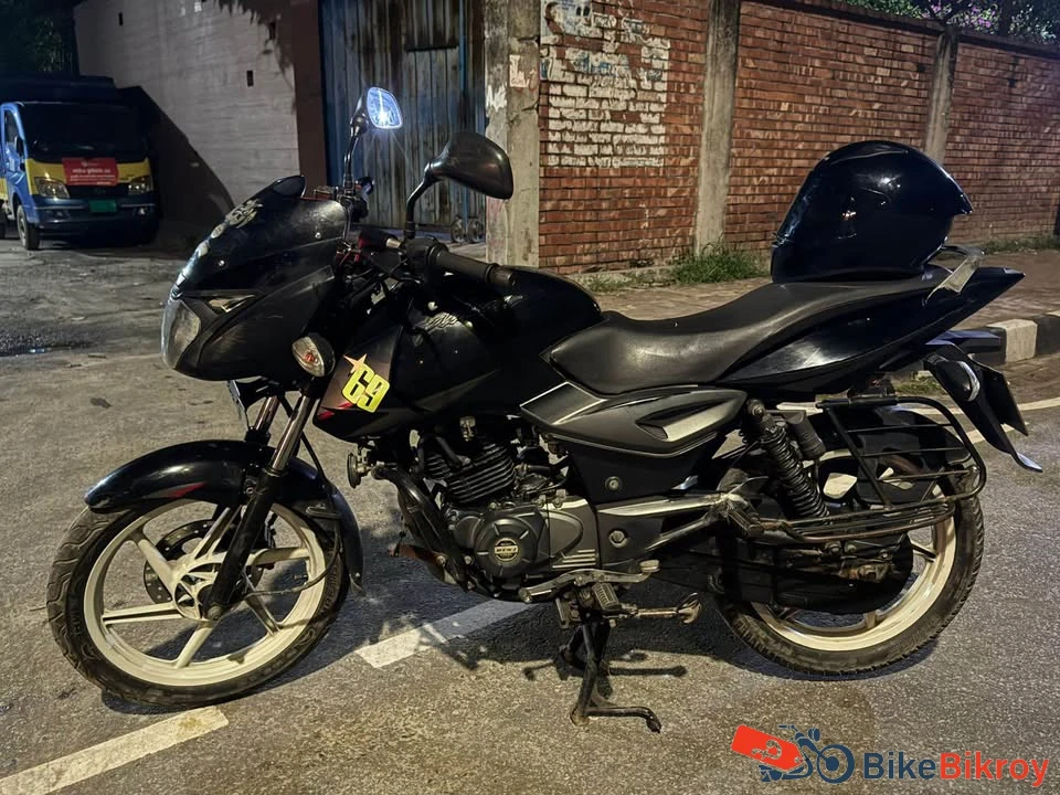 Pulsar 150 cc special edition