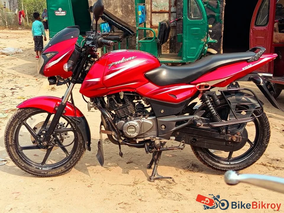 Bajaj pulsar single disk 150 cc Red