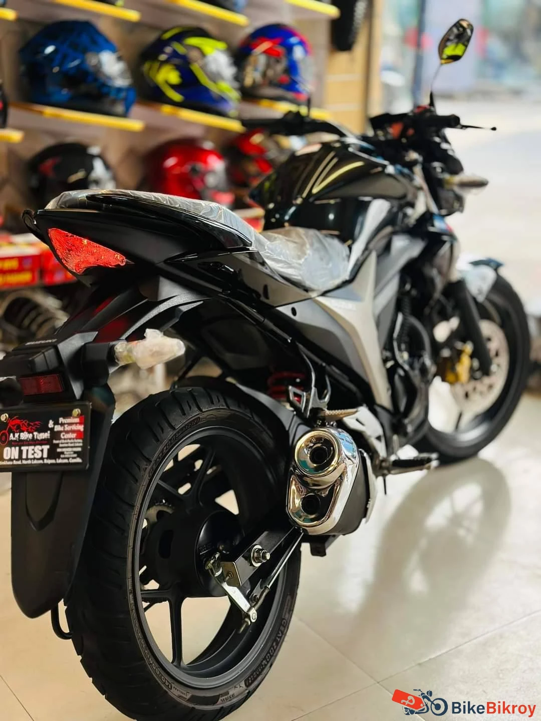 Suzuki GIXXER Monotone Black