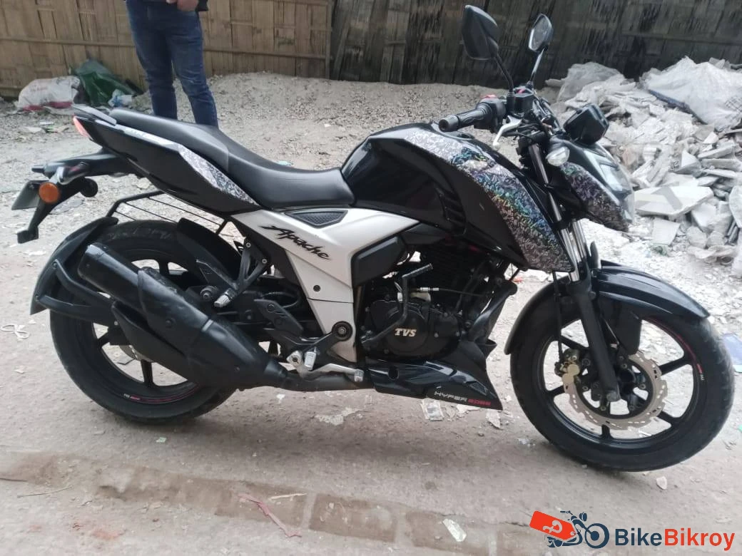 TVS Apache RTR 160 4V X Connect DD