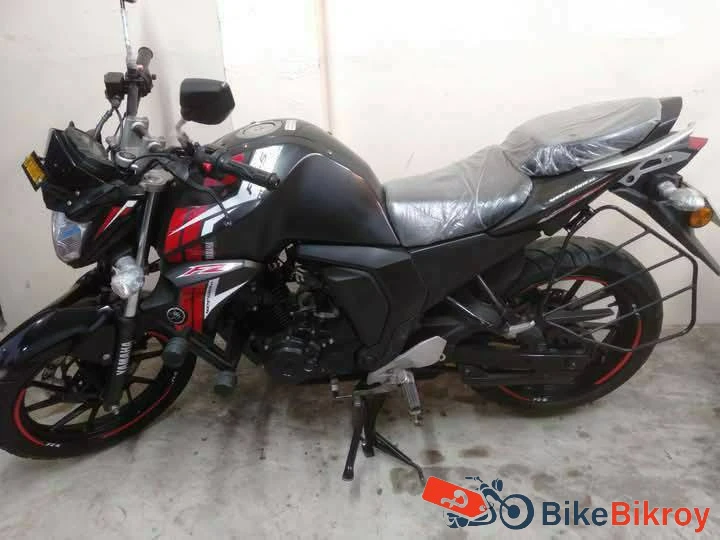 Yamaha FZS v2