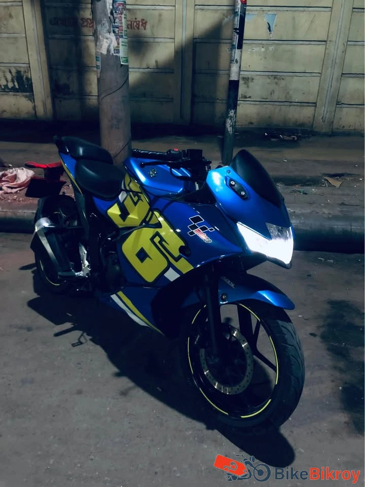 Suzuki Gixxer SF Carbo (Non ABS)