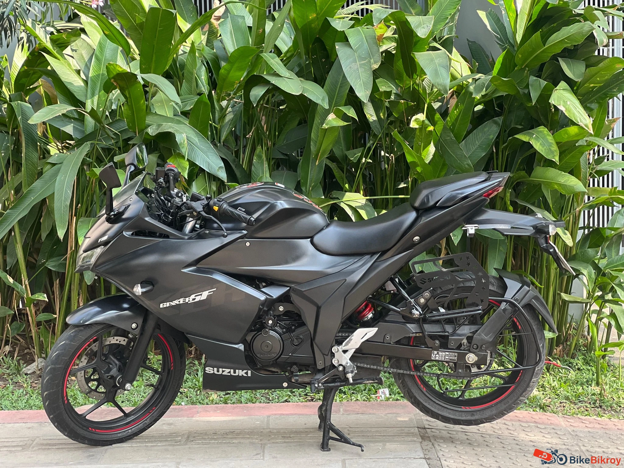 Suzuki Gixxer SF Fi ABS V4