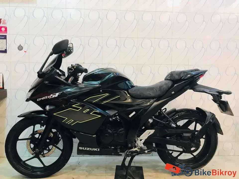 Suzuki Gixxer SF Fi ABS