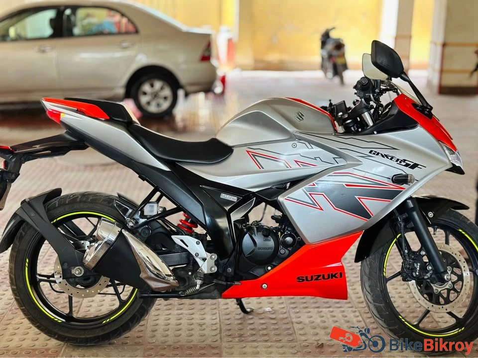Suzuki Gixxer SF FI ABS