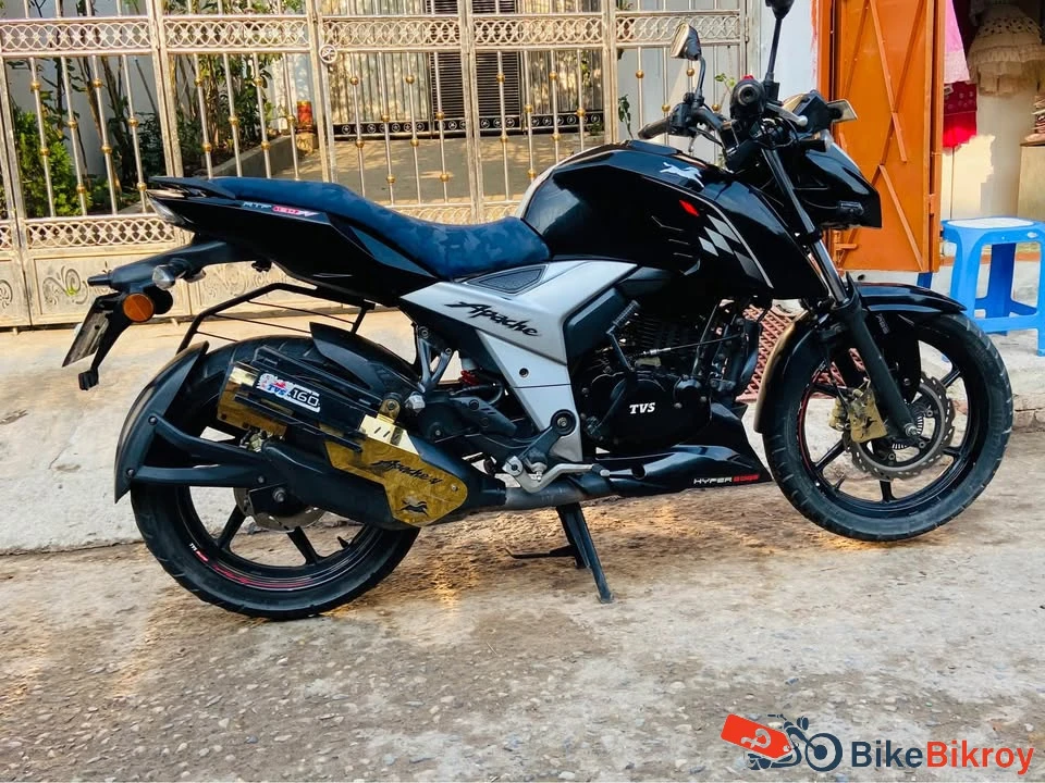 TVS Apache RTR 160 4V X-Connect ABS