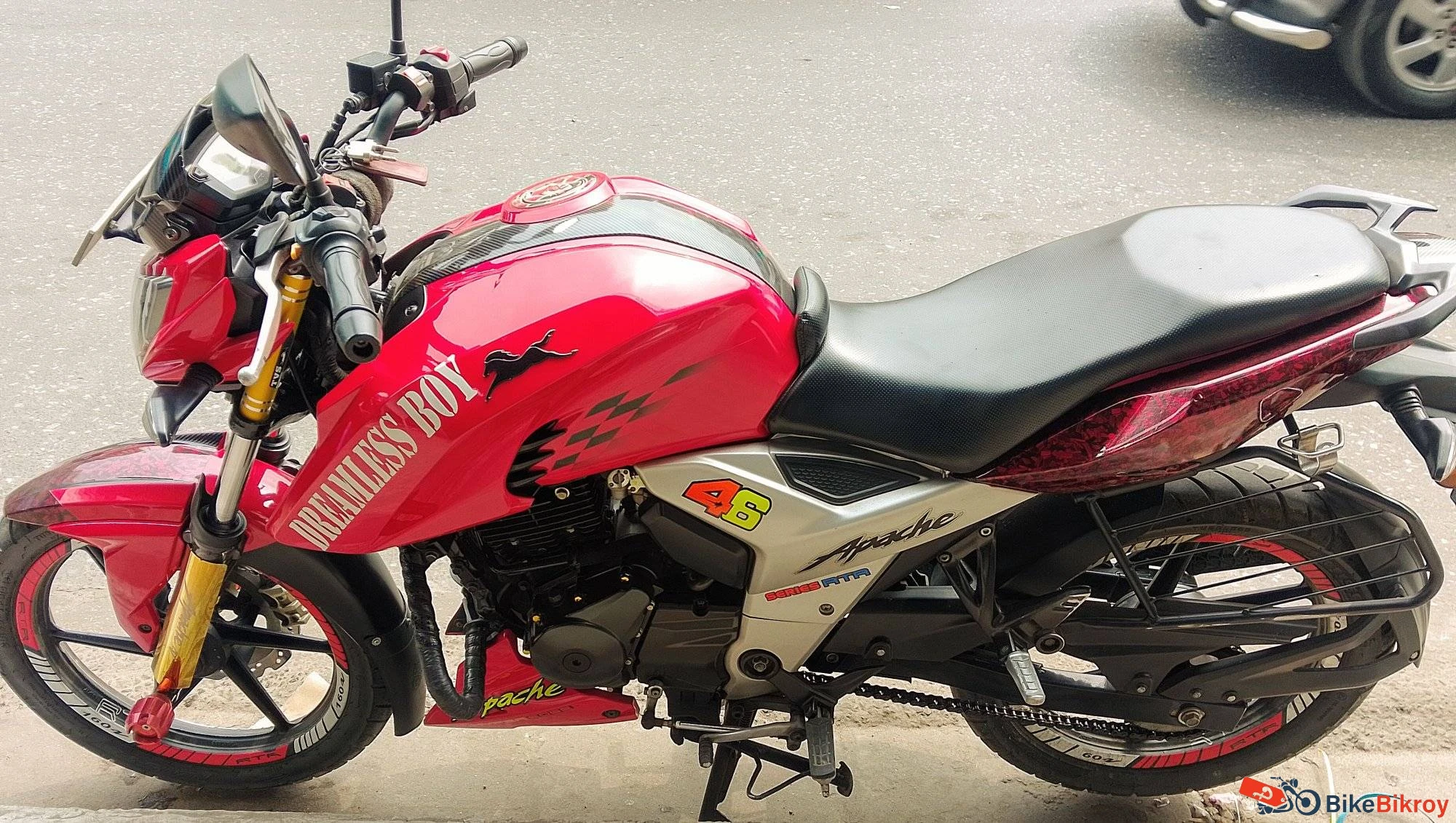 TVS Apache RTR 160 4V