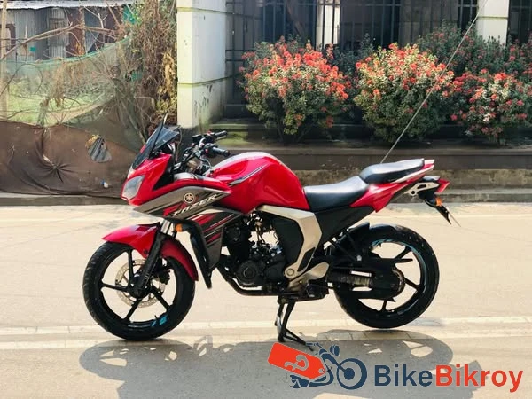 Yamaha Fazer Fi V2