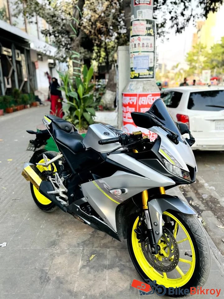 Yamaha R15 V3 Indonesia