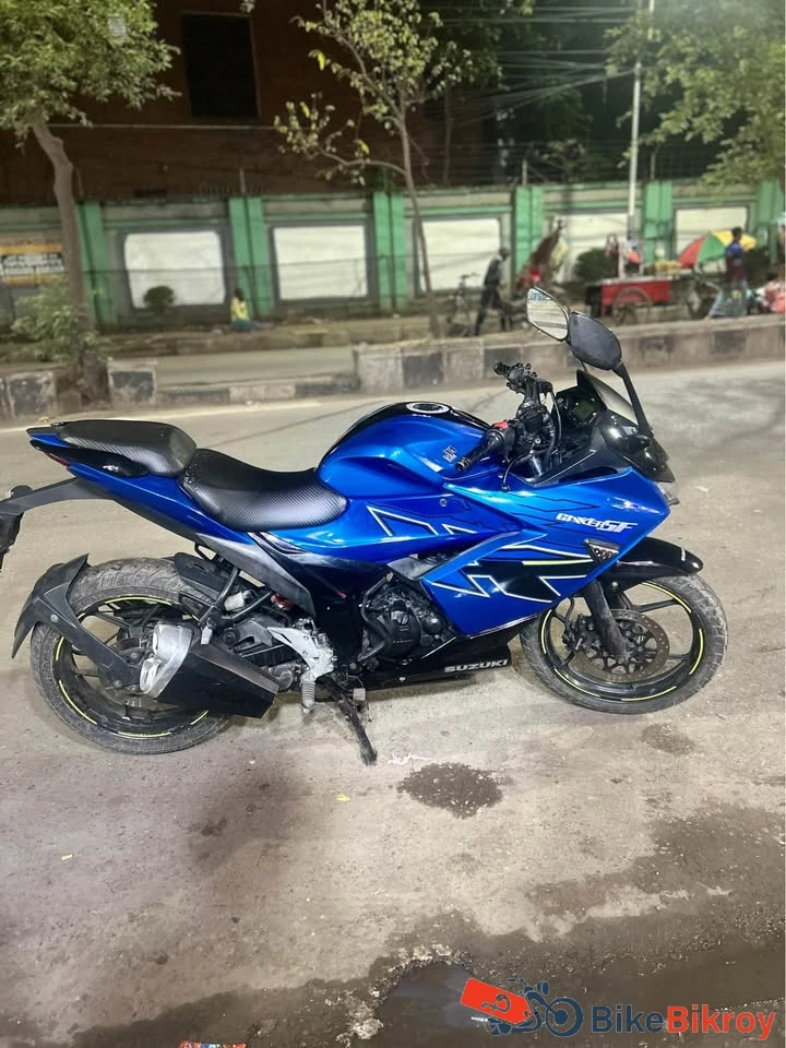 Suzuki Gixxer SF Carbo (Non ABS)
