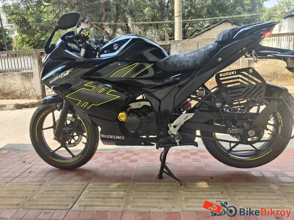 Suzuki Gixxer SF FI ABS