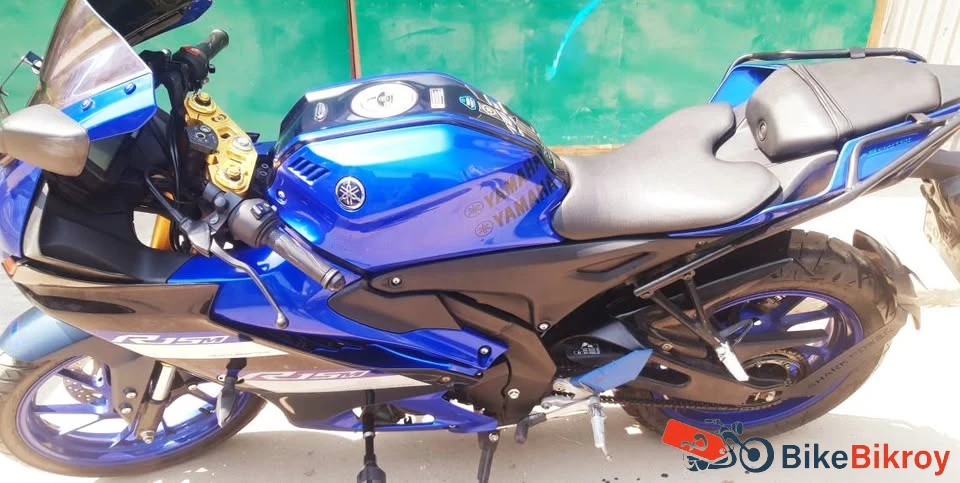 Yamaha R15 V4