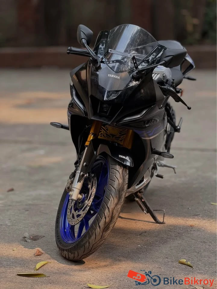 Yamaha R15M