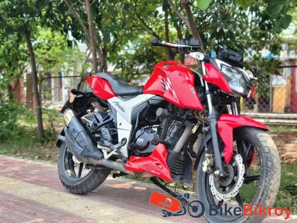 Apache RTR 4V X-Connect ABS