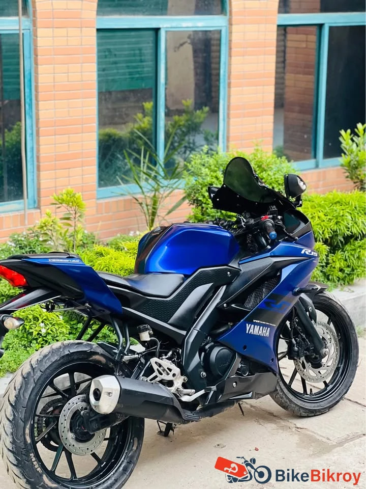 Yamaha R15 V3 ABS