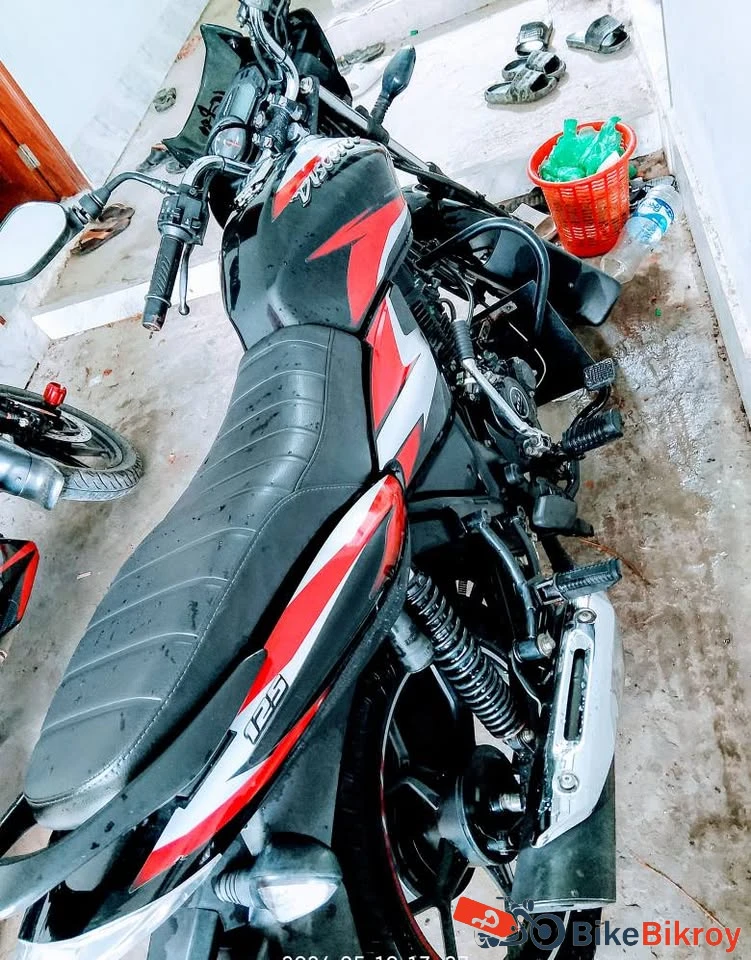 Bajaj Discover 125