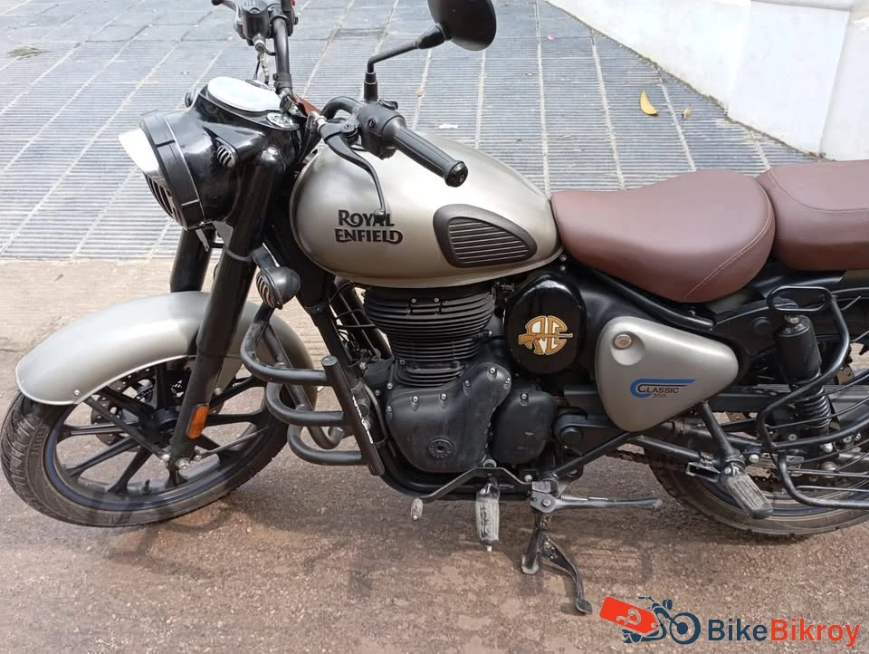 Royal Enfield Classic 350 Dual ABS