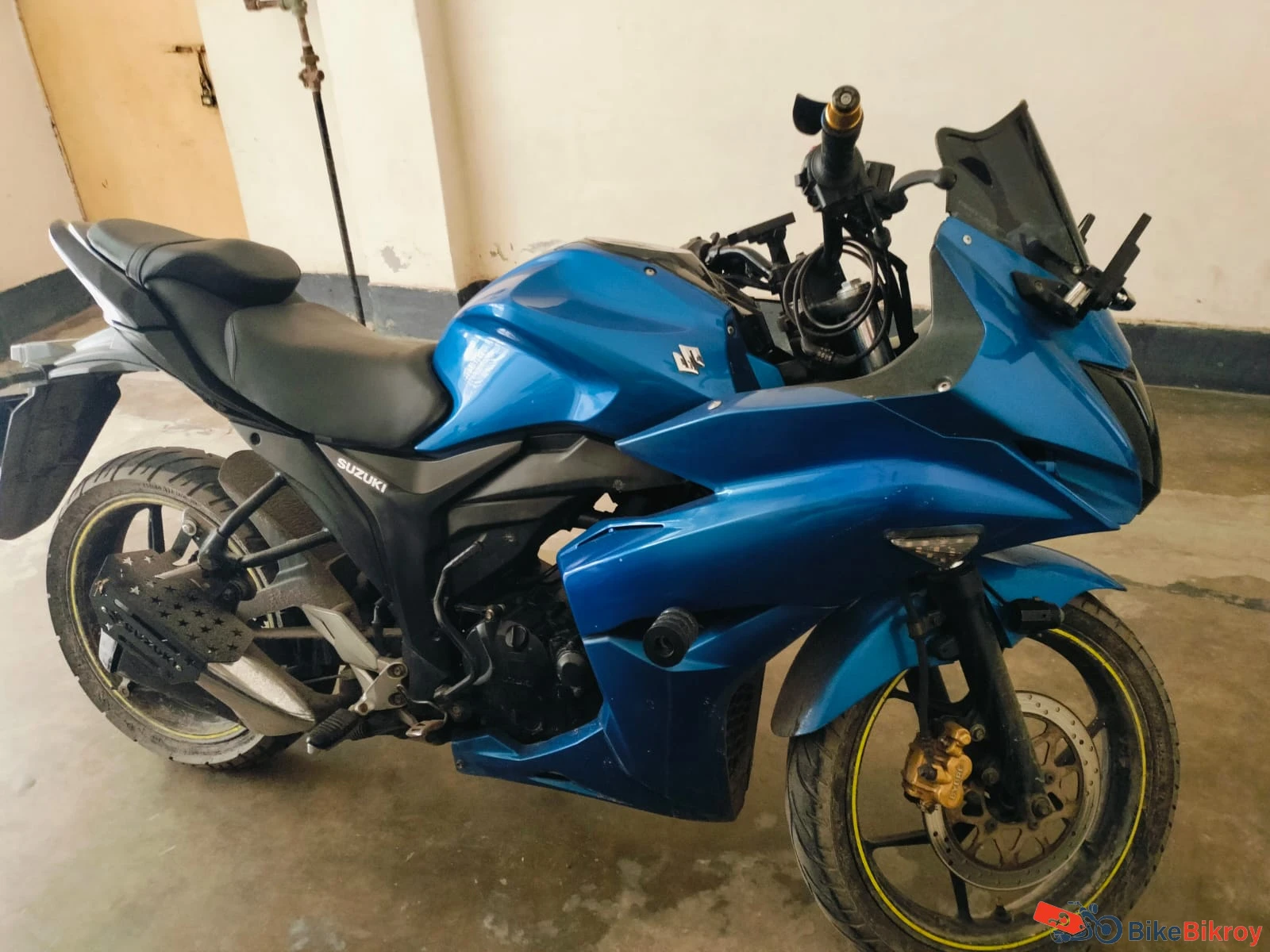 Suzuki Gixxer 2017