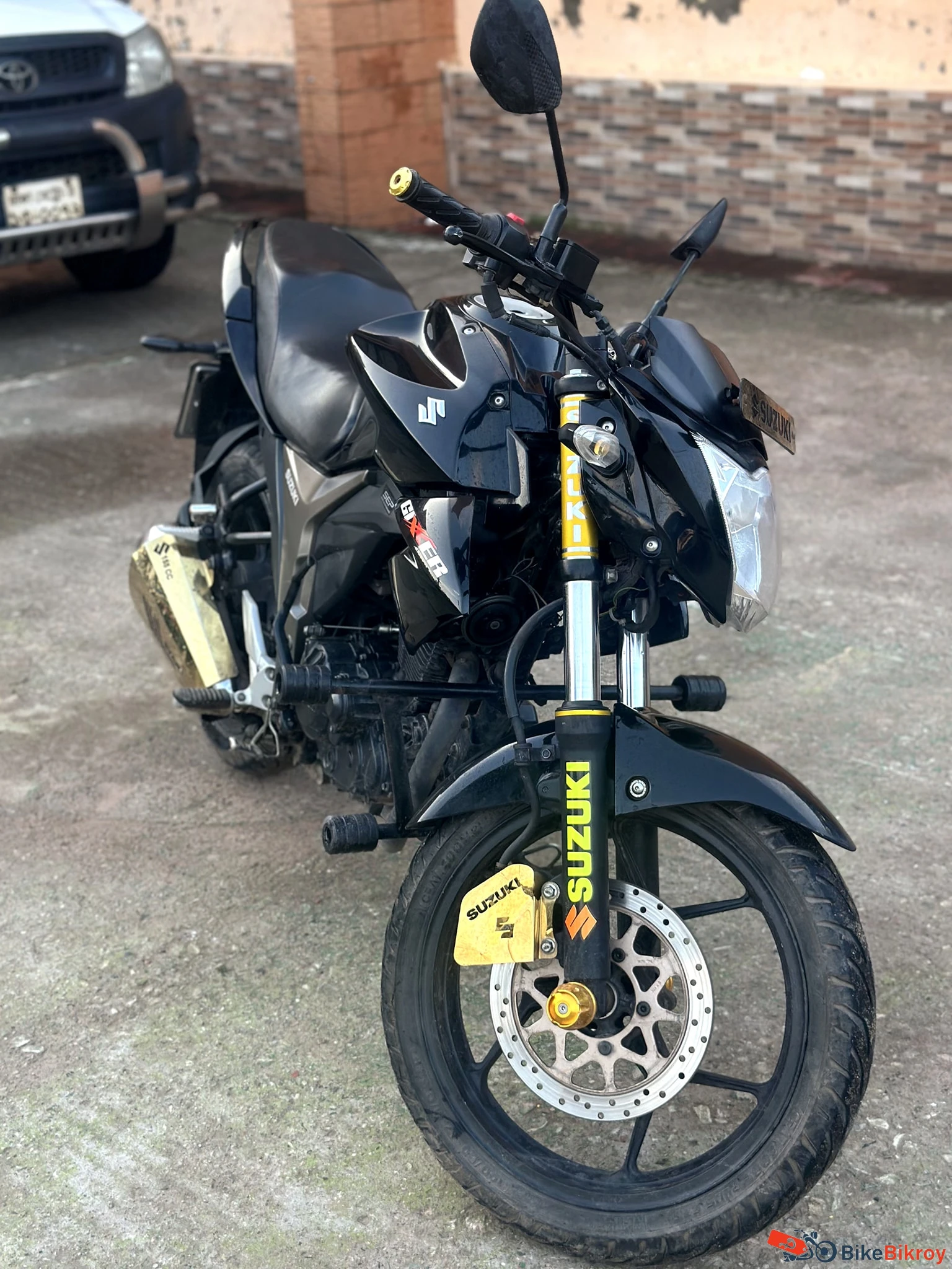 Suzuki Gixxer Monoton