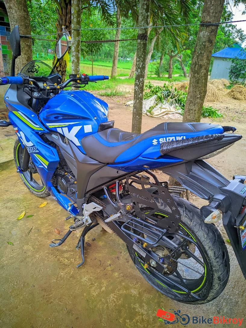 Suzuki Gixxer SF