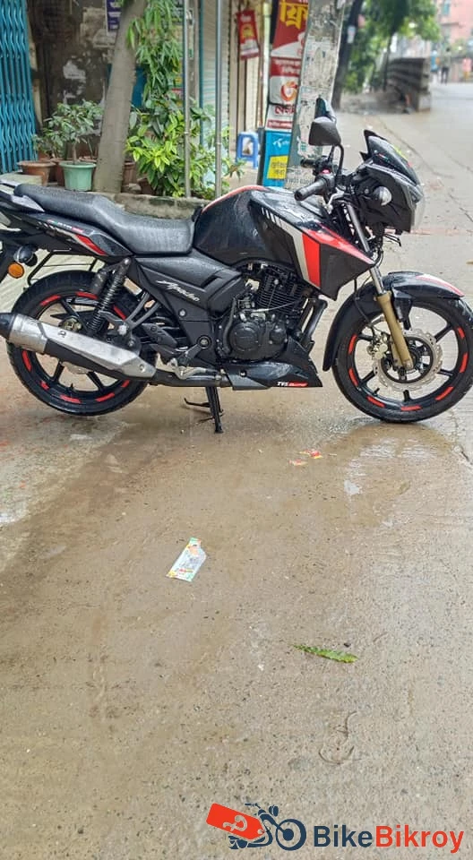 TVS Apache RTR 160 ABS