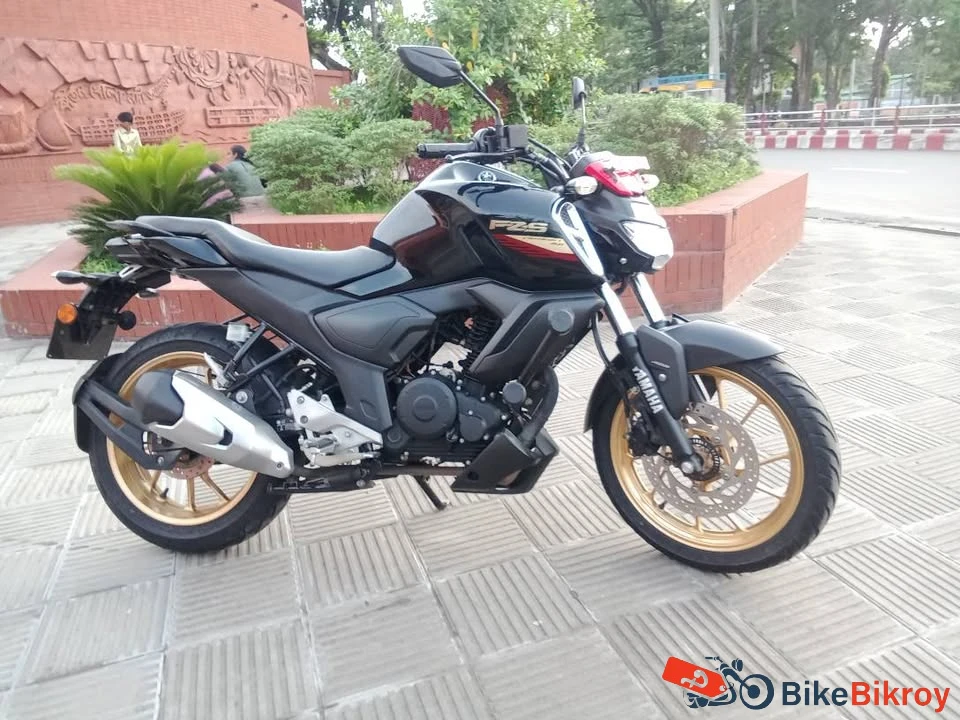 Yamaha FZS FI ABS  V3 Deluxe