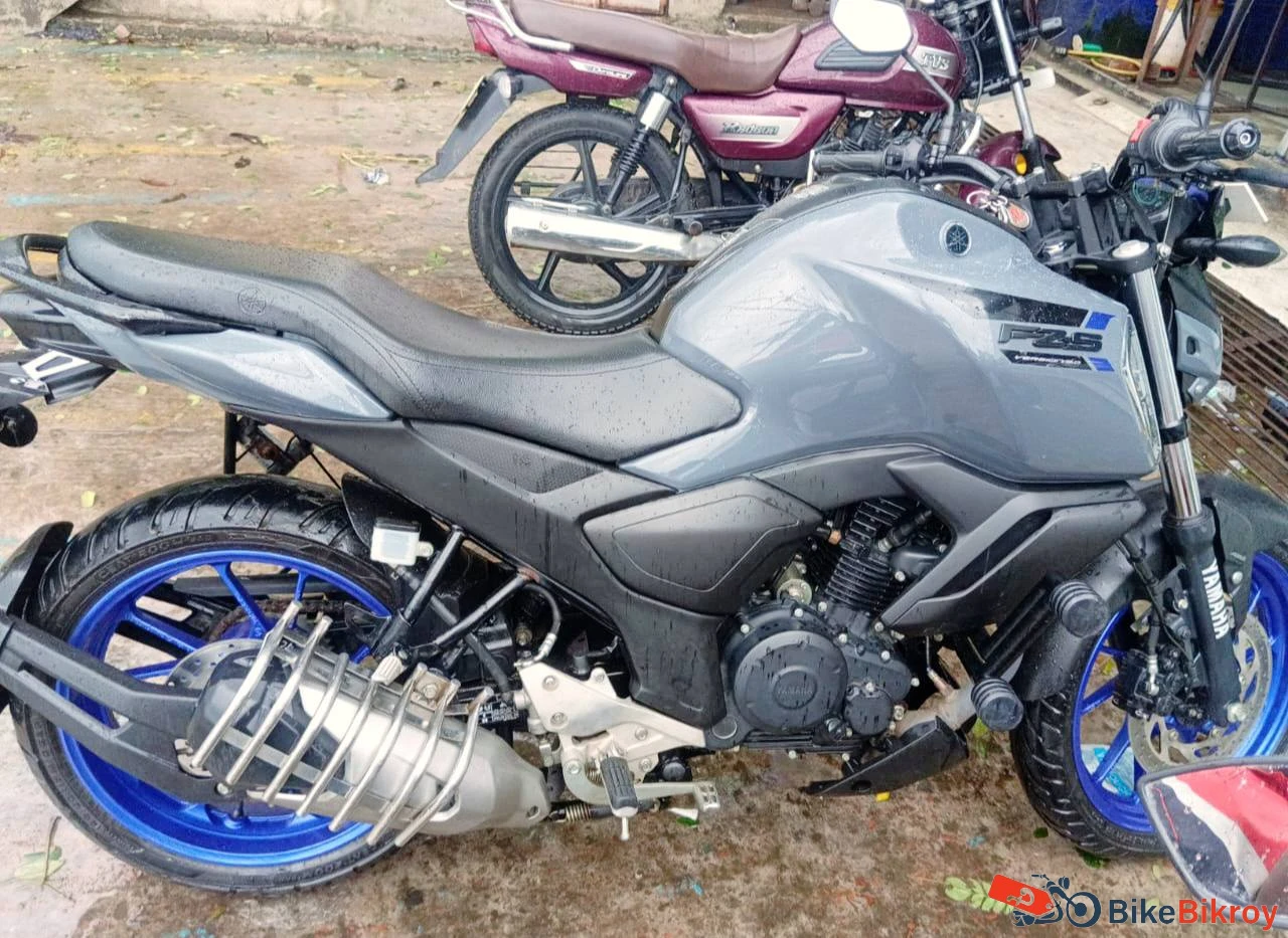 Yamaha FZS V3 Delux BS6 2024
