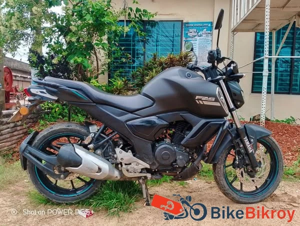 Yamaha FZS V3
