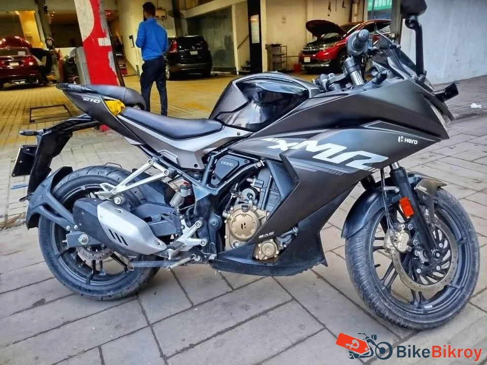 Karizma XMR 210cc
