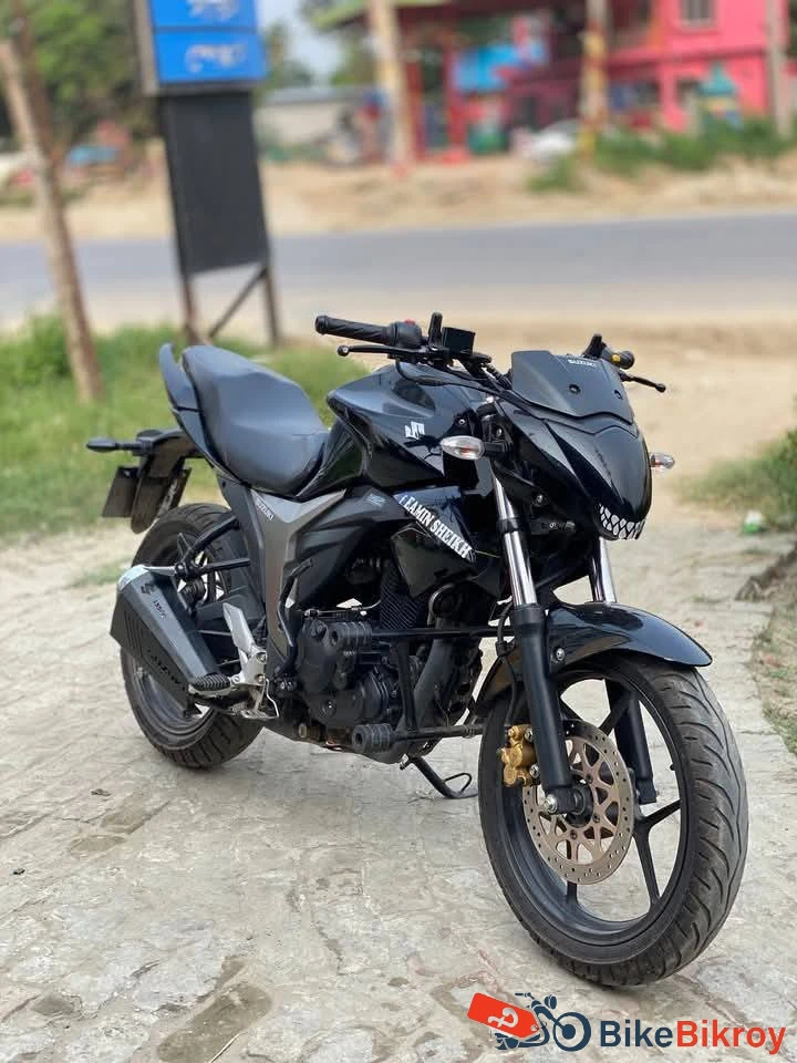 Suzuki Gixxer Monoton