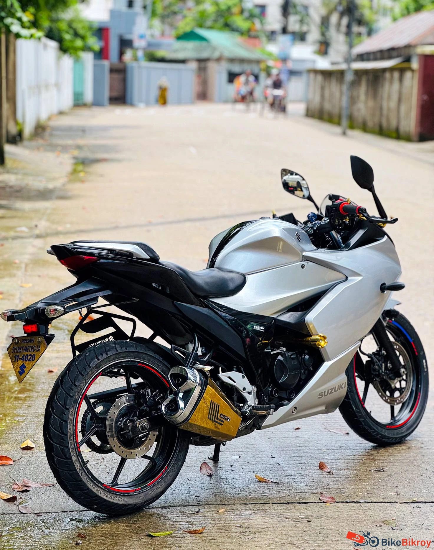 Suzuki Gixxer SF Fi ABS