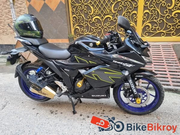 Suzuki Gixxer SF