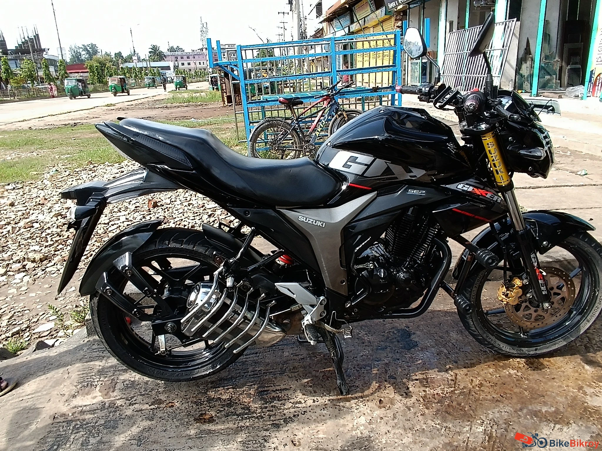 Suzuki Gixxer