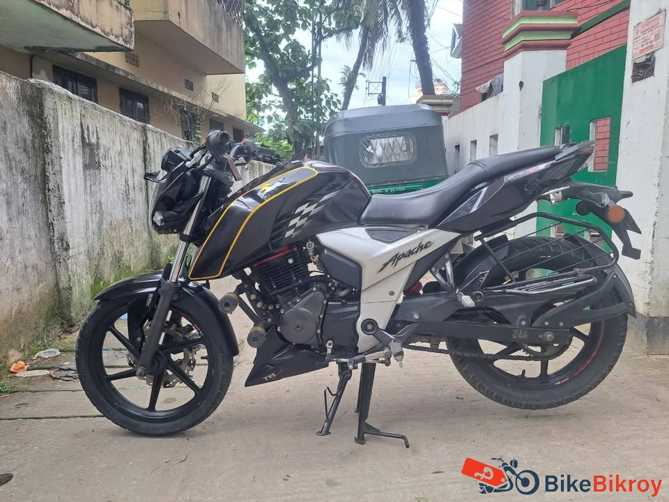 TVS Apache RTR 4V