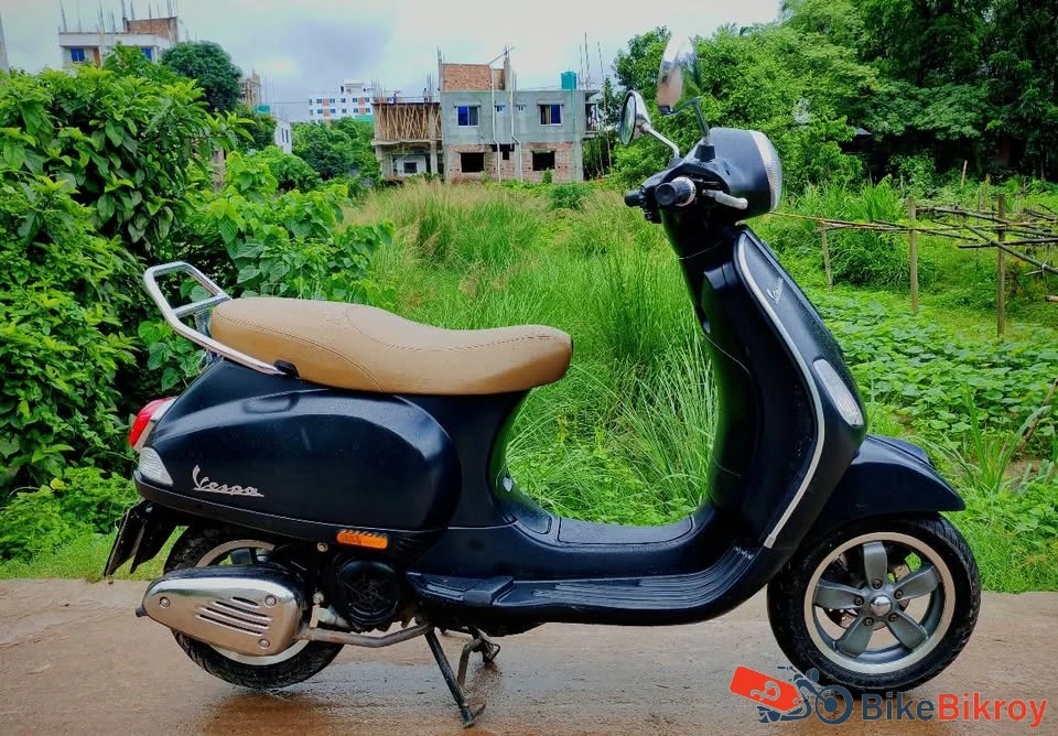 Vespa VXL 125 CBS