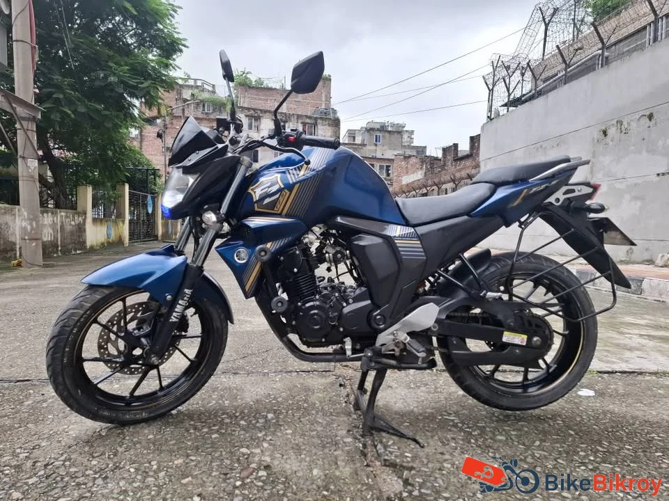 Yamaha FZS FI V2