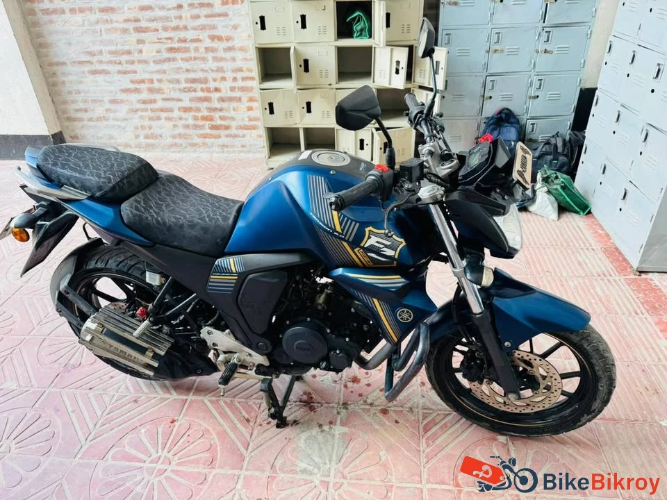 Yamaha FZS V2 2022