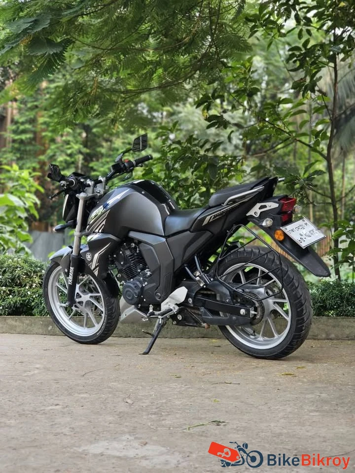 Yamaha FZS V2 2024