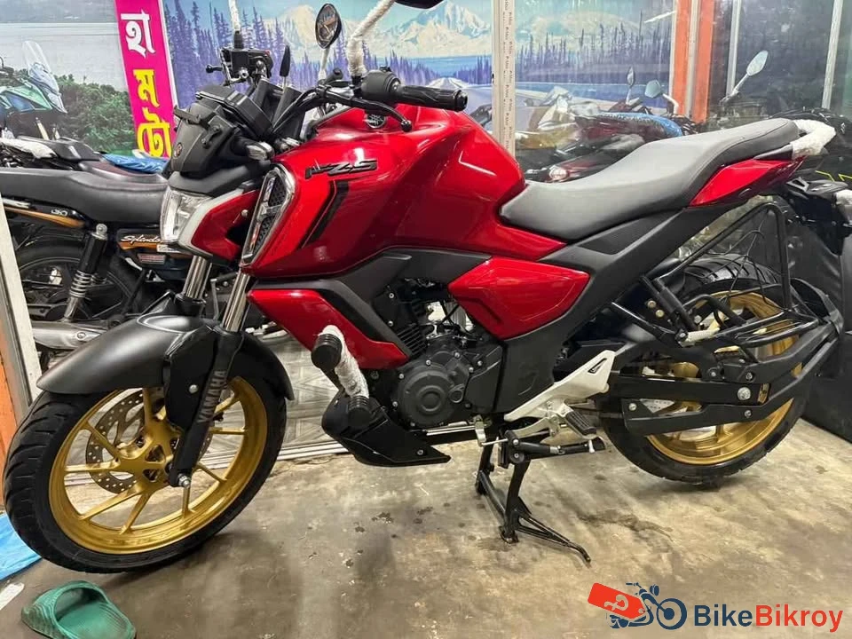 Yamaha FZS V4