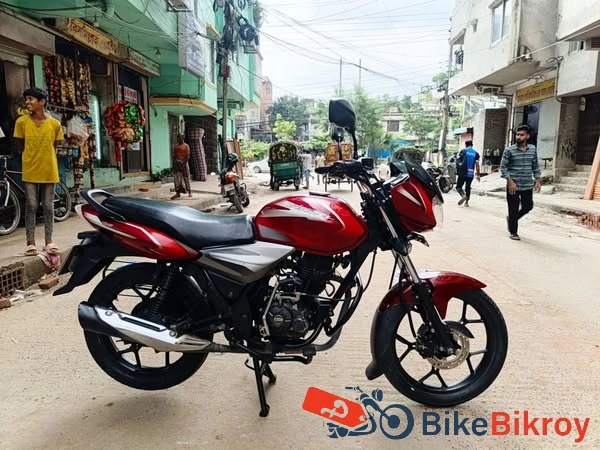 Bajaj Discover 125