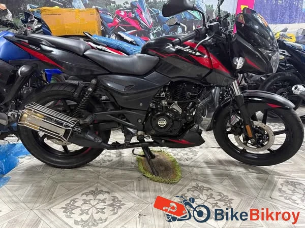 Bajaj Pulsar Double Disc 2022