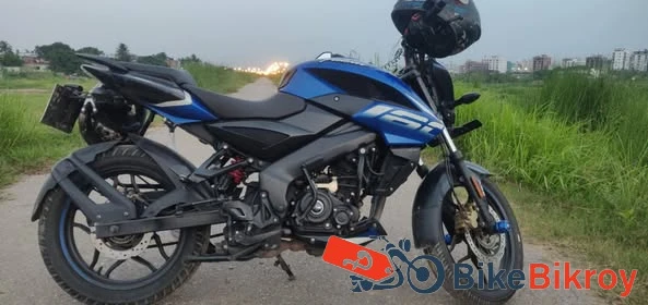Pulsar NS 160