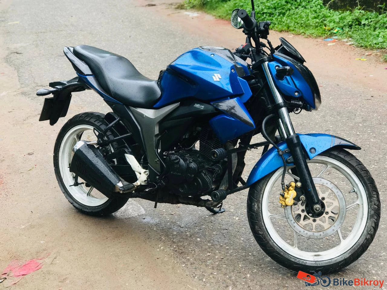 Suzuki gixxer monotone 2018