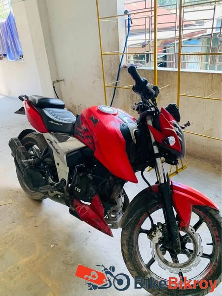 TVS Apache 4v Double Disk