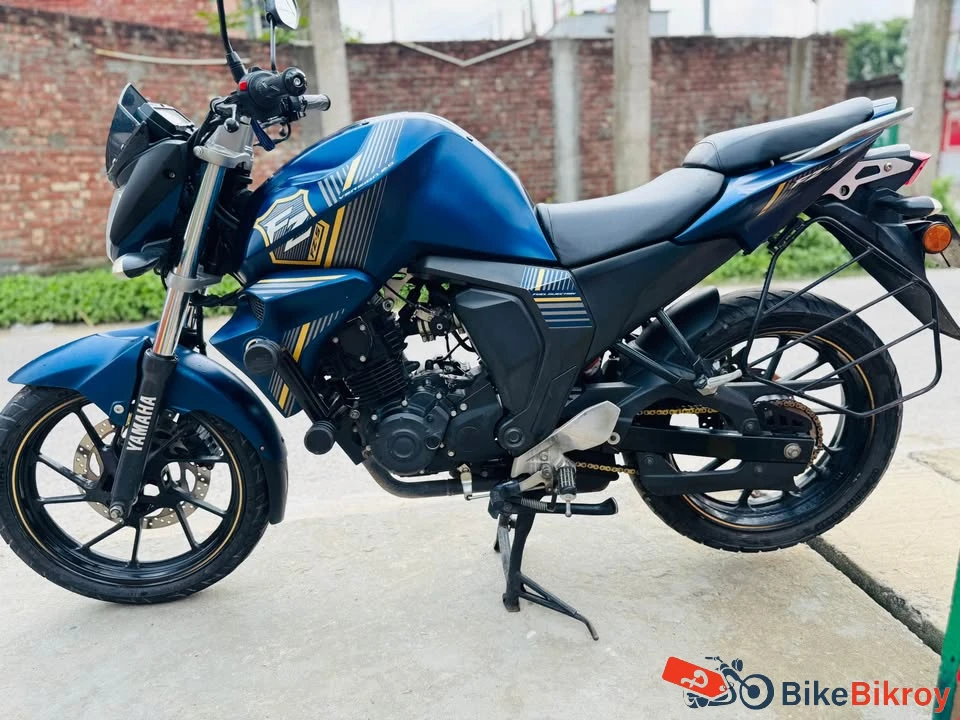 Yamaha FZS FI V2