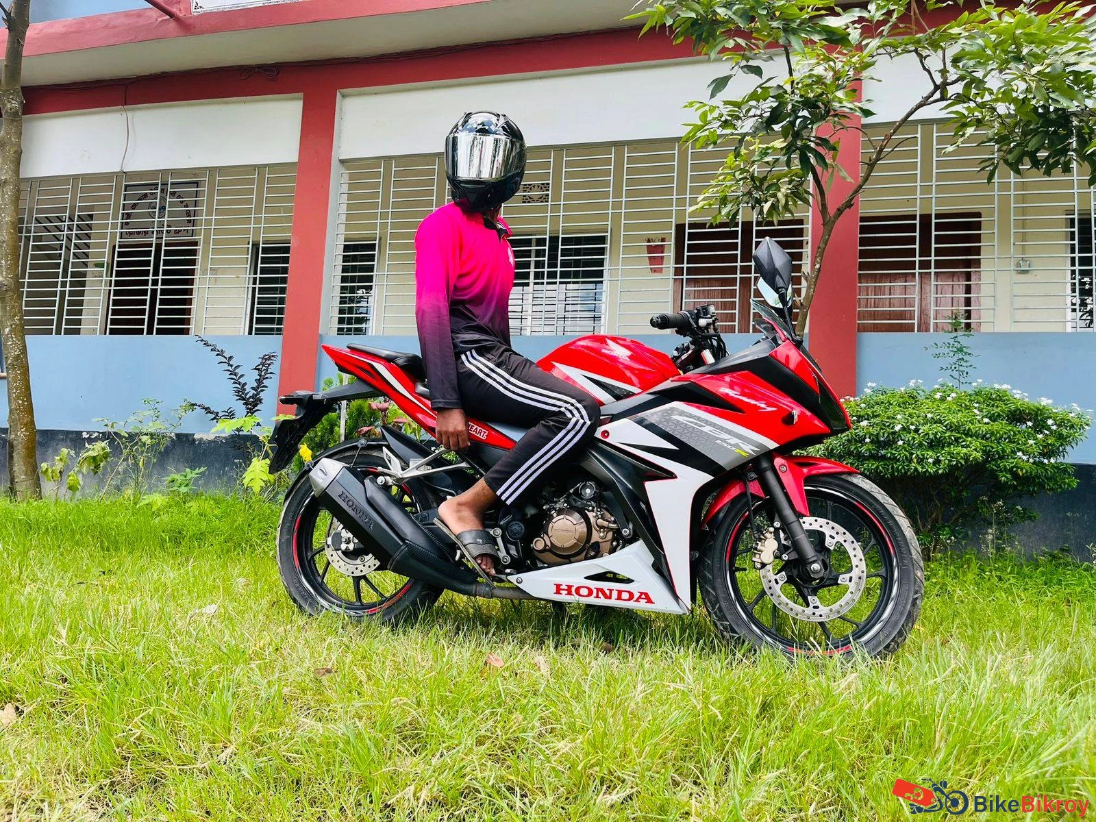 Yamaha R15M Price In BD