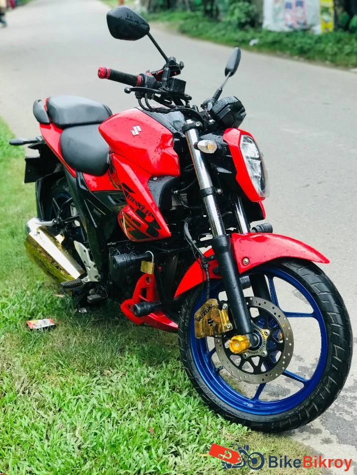 Suzuki Gixxer SF FI ABS